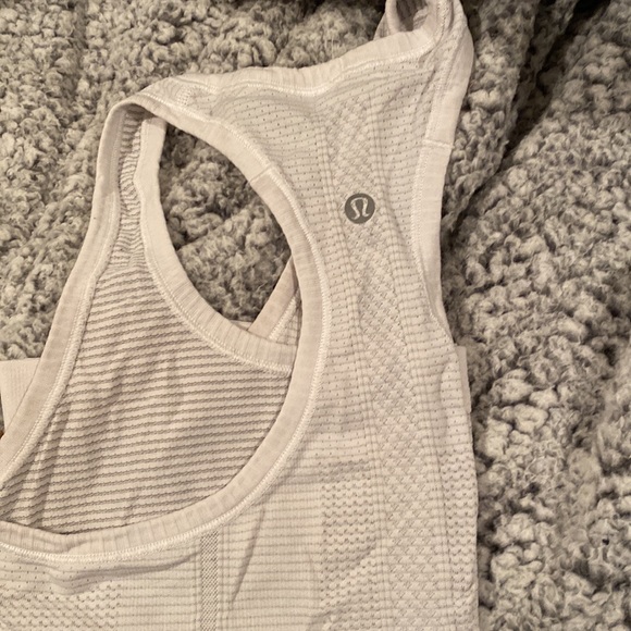 Lululemon tank top ! - Picture 2 of 3